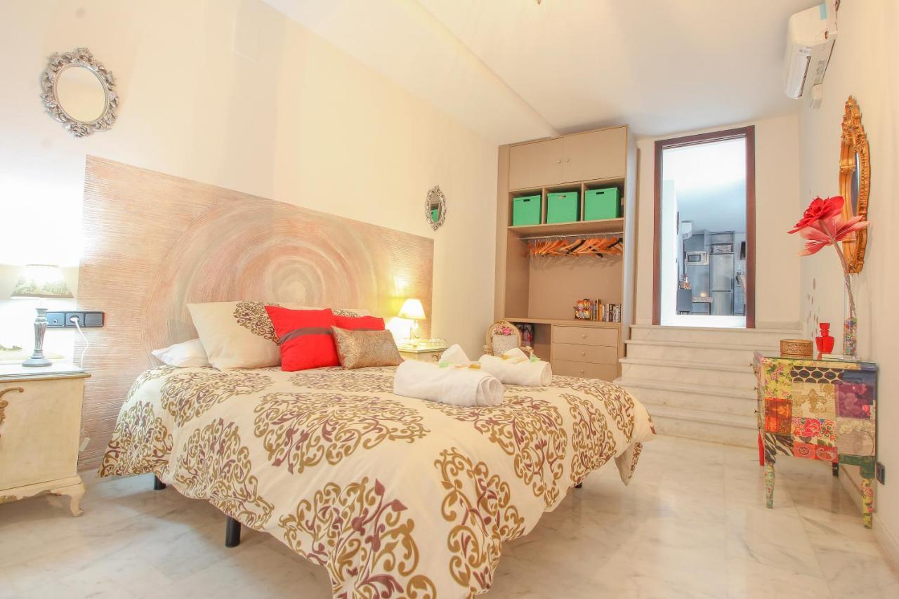 Appartement Apartamento Livia Junto A La Catedral à Séville Extérieur photo